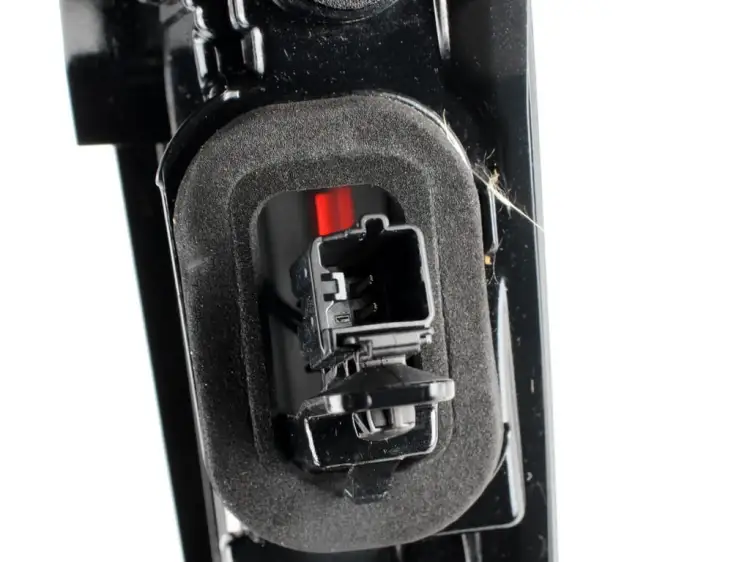 LAMPA PRAWA TYLNA LED 4