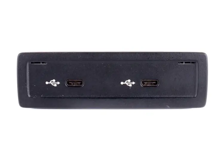 GNIAZDO PORT USB