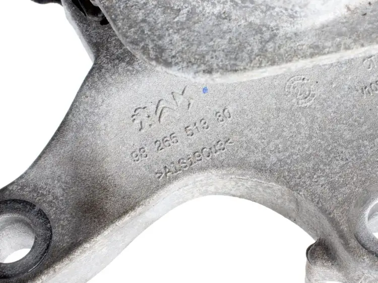 ŁAPA PODUSZKA SILNIKA E-208 5