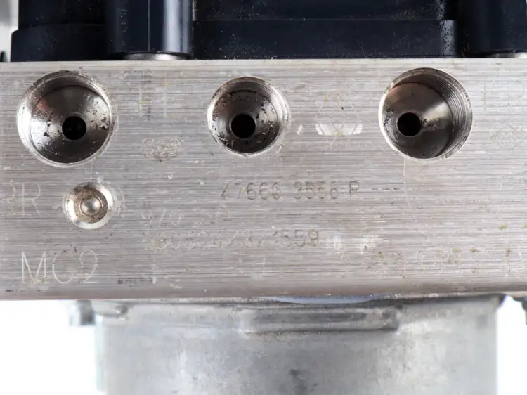 POMPA ABS STEROWNIK 5