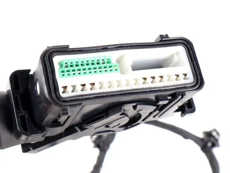 WIĄZKA ELEKTRYCZNA DRZWI PRAWYCH TYLNYCH 4