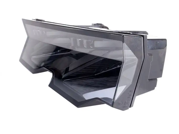 LAMPA KLAPY PRAWA 1