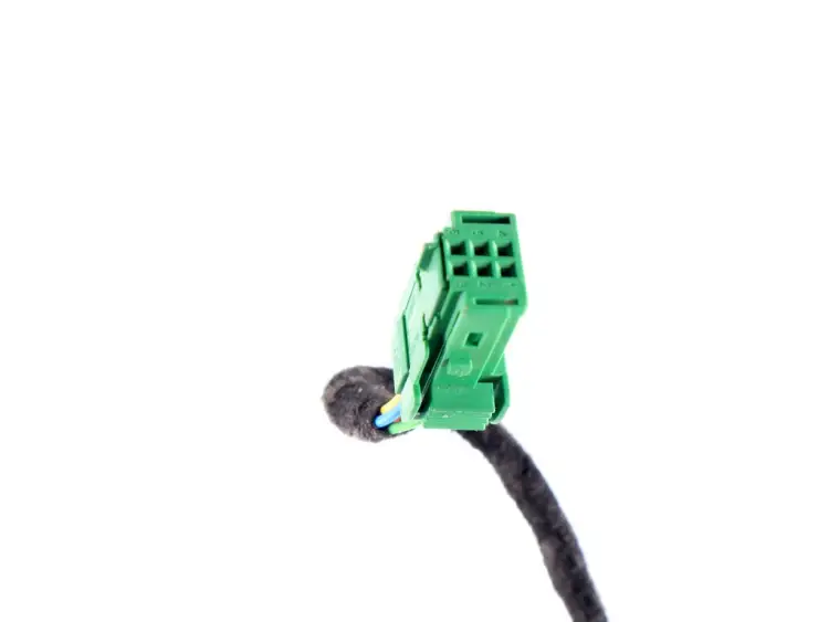 SIŁOWNIK KLAPY ELEKTRYCZNY PRAWY 6