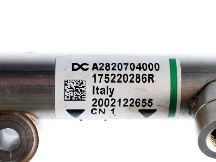 LISTWA WTRYSKOWA 1.3 TCE 4