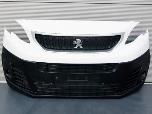 ZDERZAK PRZEDNI ATRAPA GRILL
