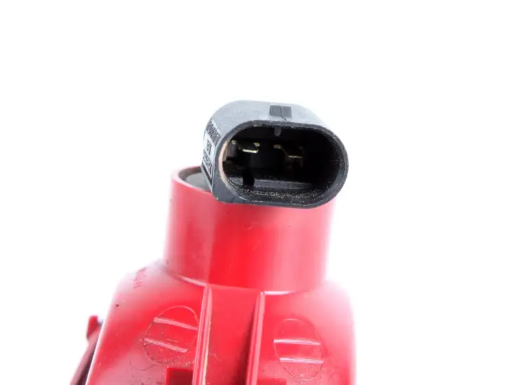 LAMPA PRZECIWMGIELNA LEWA TYLNA 4