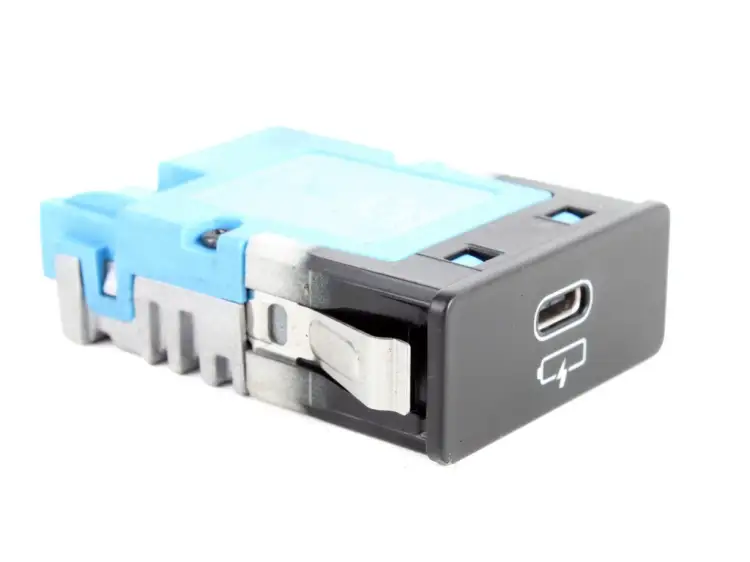 GNIAZDO PORT USB