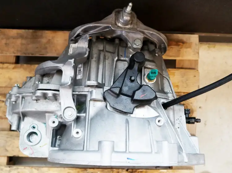 SKRZYNIA BIEGÓW 2.0 DCI R669 2