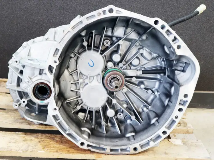 SKRZYNIA BIEGÓW 2.0 DCI R669 6
