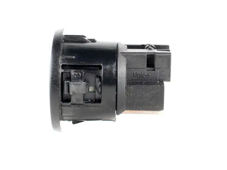 WEJŚCIE GNIAZDO USB  4