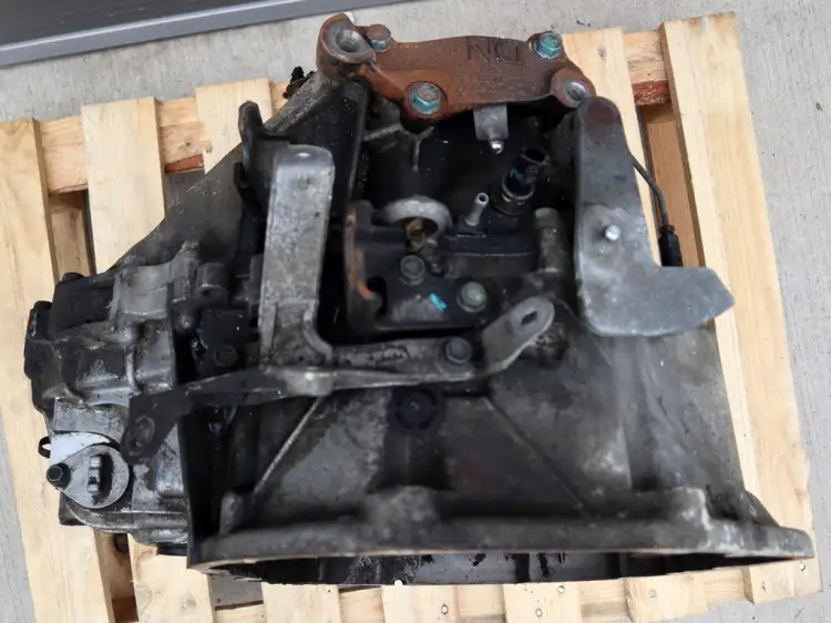 SKRZYNIA BIEGÓW MANUALNA 2.0 DCI R656 2