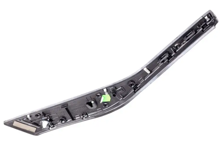 LISTWA PRAWA CHROM  2