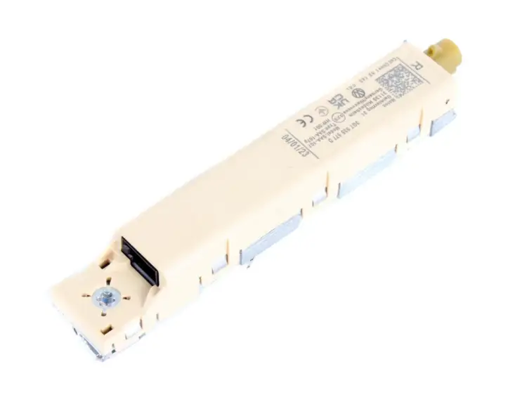 WZMACNIACZ ANTENOWY 2