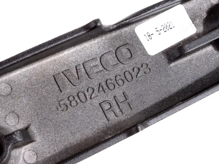 ZAMEK NIGHT LOCK PRAWY 4