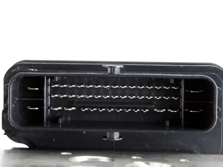 POMPA HAMULCOWA ABS 6