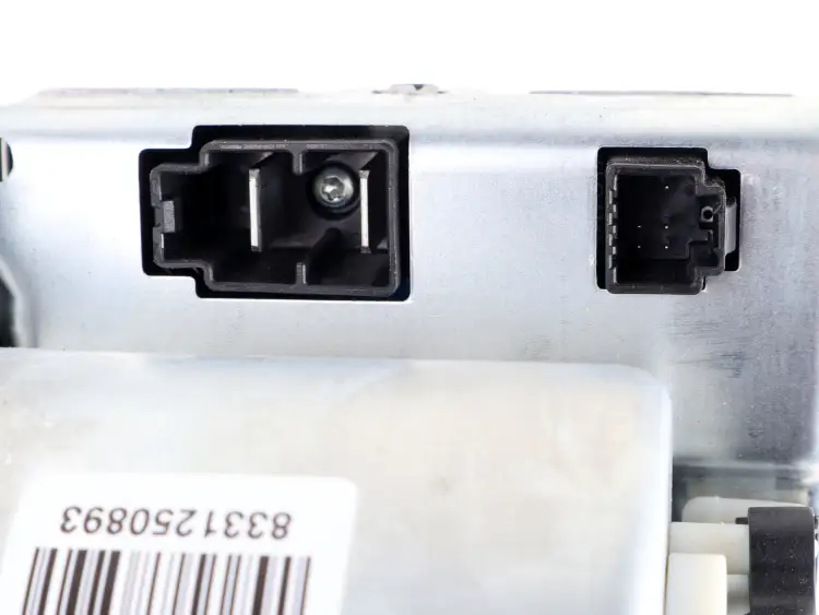 KOLUMNA KIEROWNICZA WSPOMAGANIE ELEKTRYCZNE UK 1