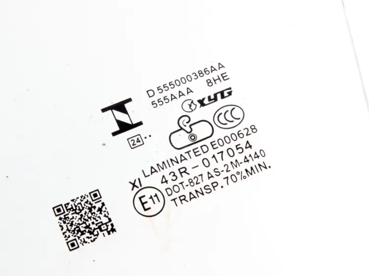 SZYBA DRZWI LEWA PRZEDNIA 1