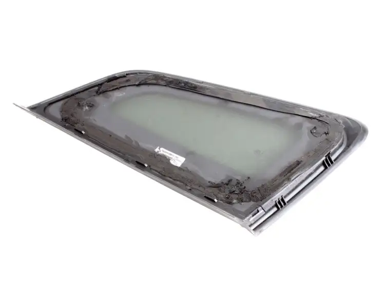 SZYBA KAROSERYJNA PRAWA TYLNA 4
