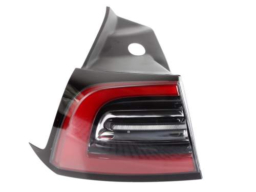 LAMPA LEWA TYLNA W BŁOTNIK  1