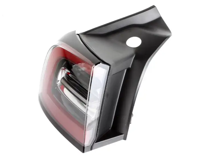 LAMPA LEWA TYLNA W BŁOTNIK  2