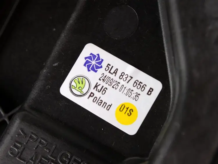 PODNOŚNIK SZYBY PRAWY PRZEDNI 2