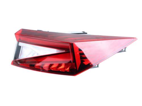 LAMPA LED PRAWA TYLNA W BŁOTNIK 1