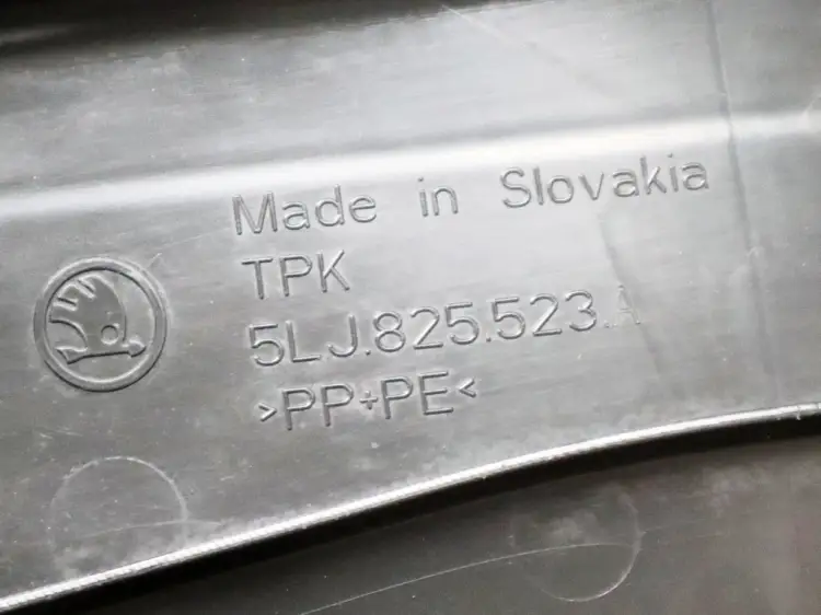 OSŁONA POD ZDERZAK TYLNY 4