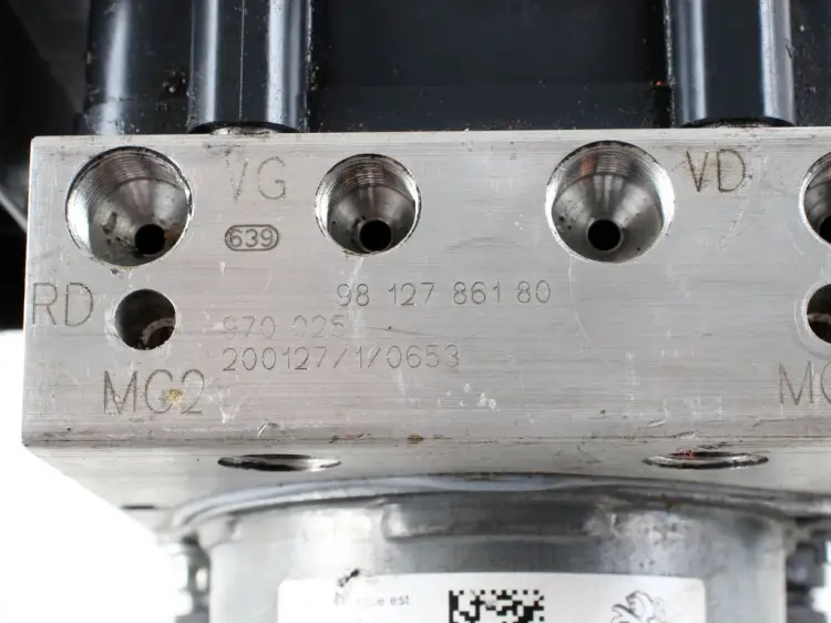 POMPA ABS 7