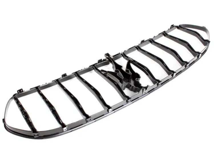GRILL ATRAPA ZDERZAKA PRZEDNIEGO 4
