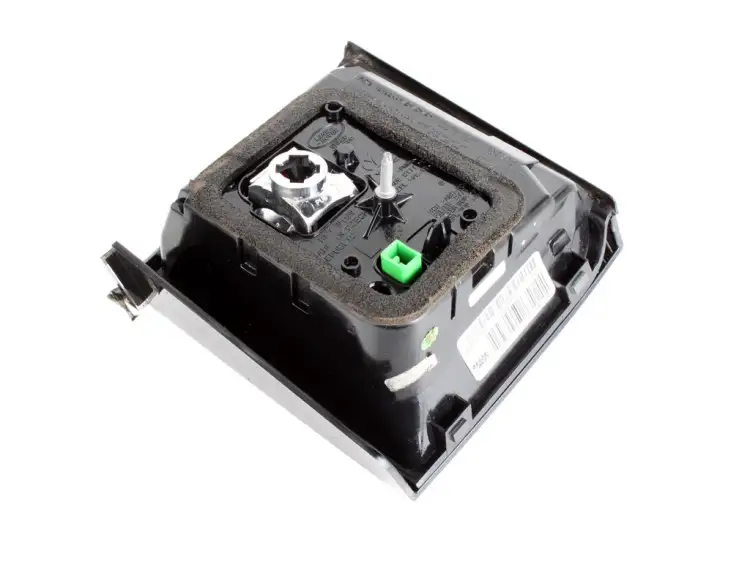 LAMPA LEWA TYLNA W KLAPĘ 2