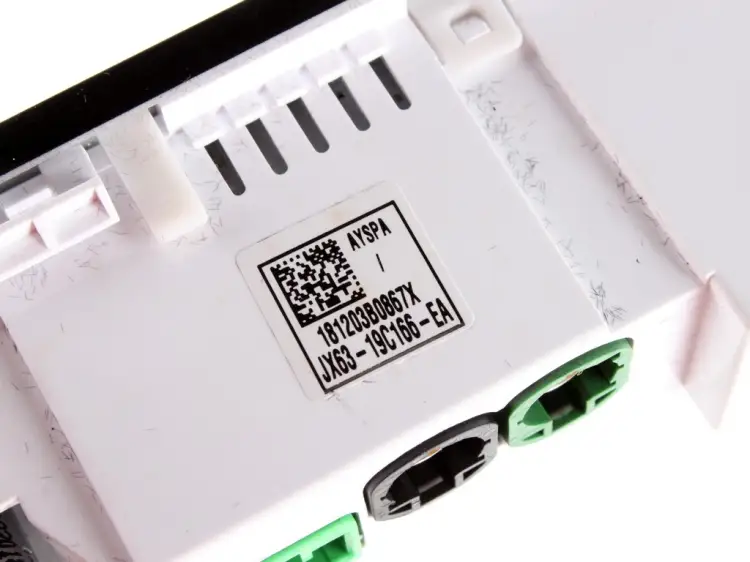 GNIAZDO ZŁĄCZE USB AUX NAV 3